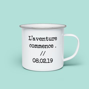 Tasse en métal personnalisable avec texte